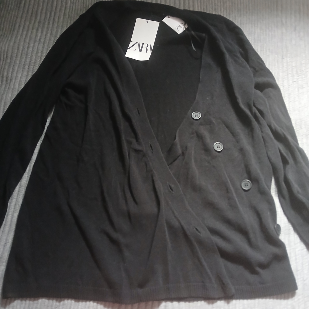 Zara Black Buttoned Cardigan